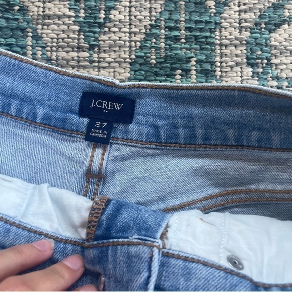 J. Crew Mid-rise denim short in Bleecker wash - Picture 6 of 8